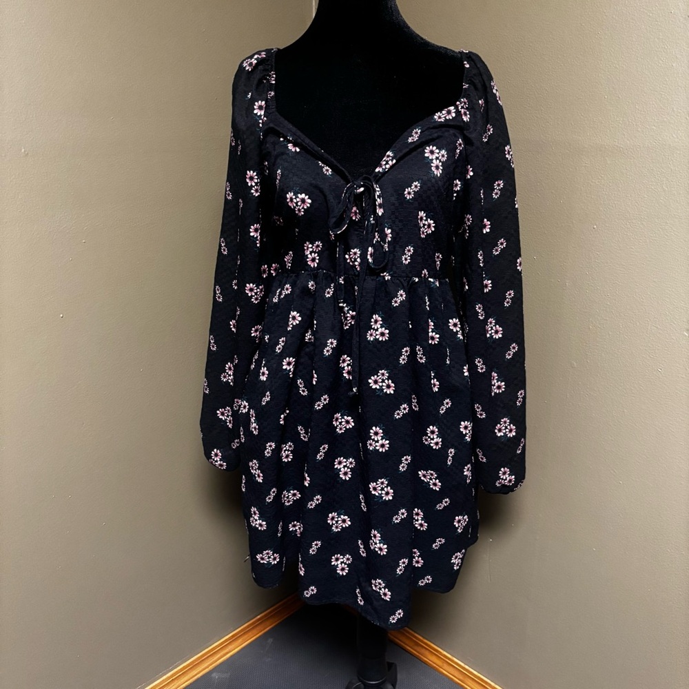 Wild Fable Floral Printed Long Sleeve Peasant Style Dress size Medium